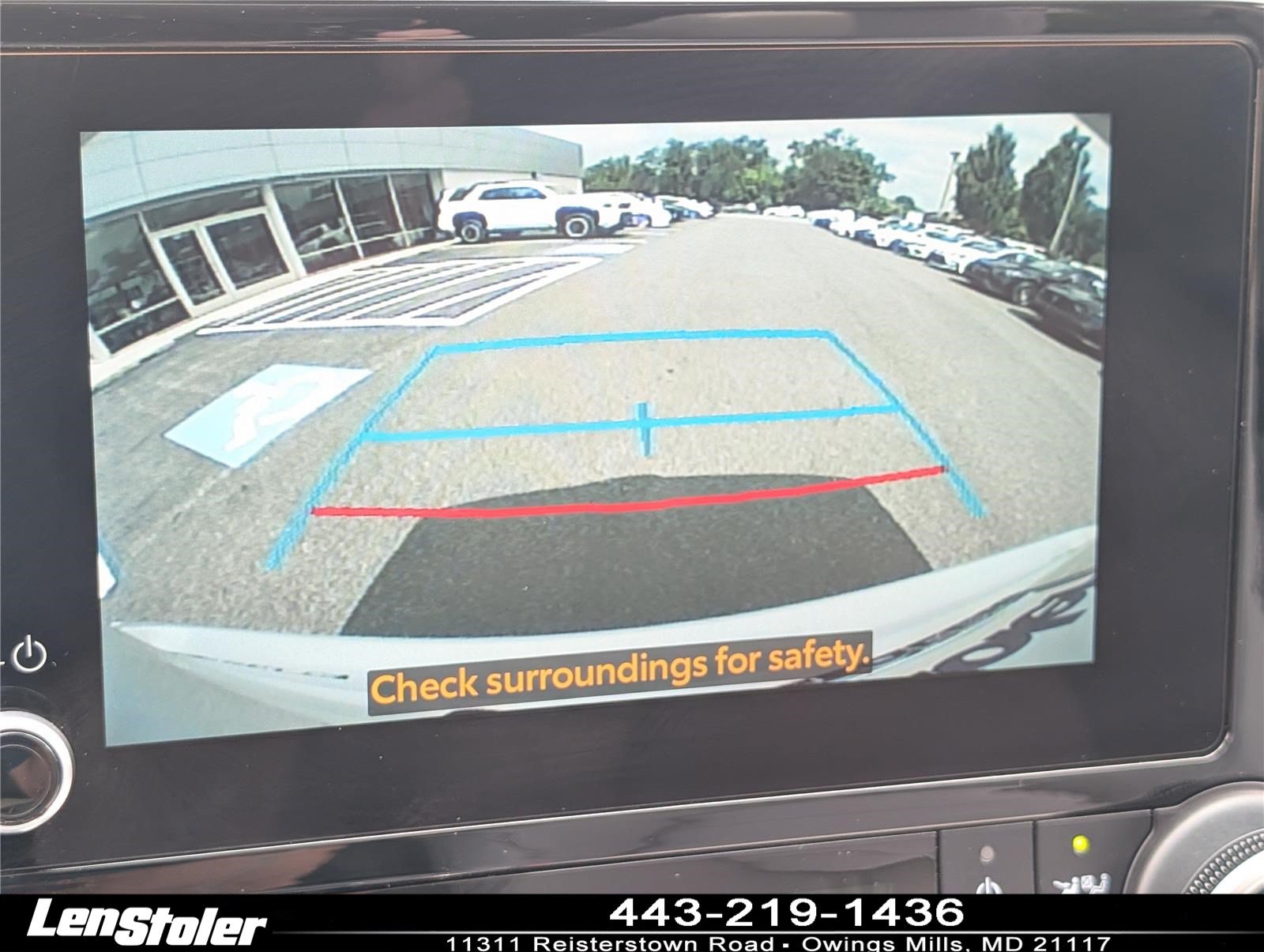 Used 2023 Toyota Highlander XLE AWD/4WD image 30
