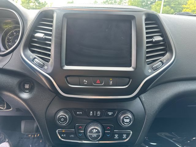 Used 2022 Jeep Cherokee Latitude Lux w/ Sun & Sound Group AWD/4WD image 34