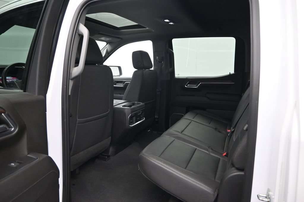 Used 2022 GMC Sierra 1500 SLT w/ SLT Premium Plus Package AWD/4WD image 27