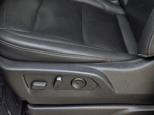 Used 2022 Chevrolet Suburban LT image 28