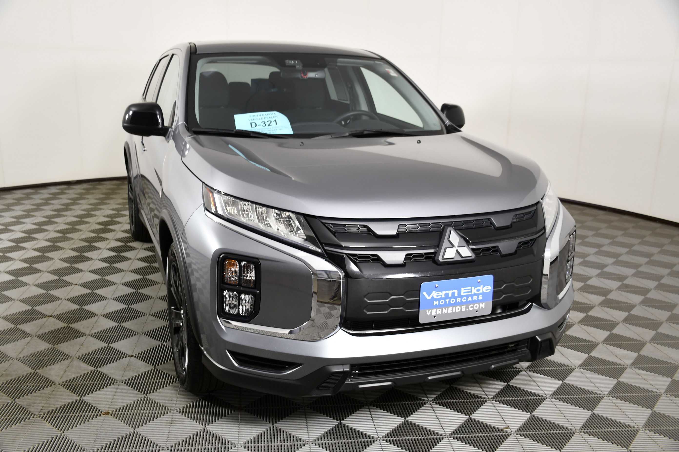 Used 2024 Mitsubishi Outlander Sport LE image 3