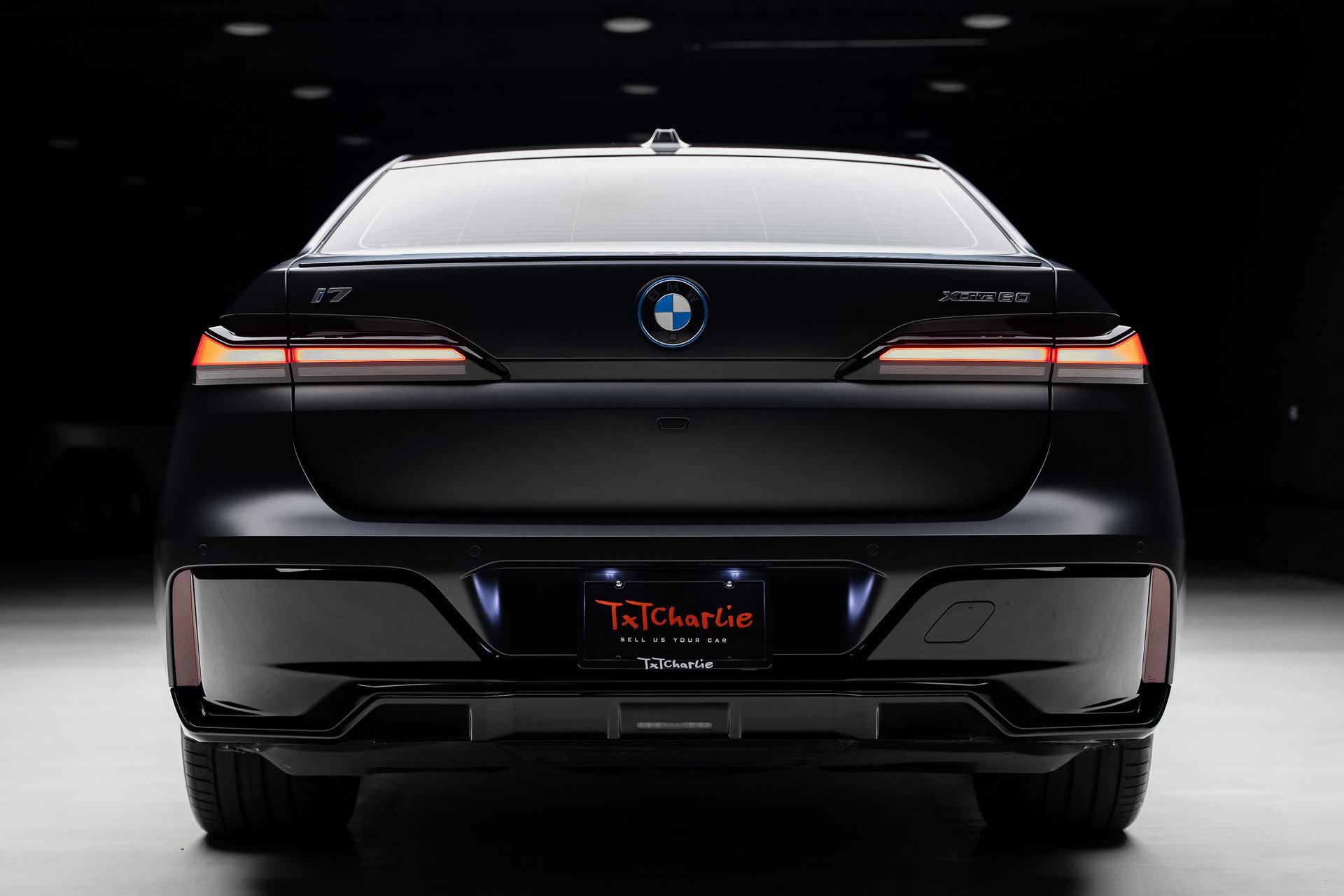 Used 2023 BMW i7 xDrive60 AWD/4WD image 26