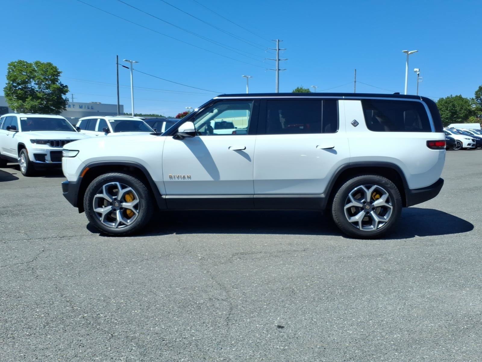 Used 2024 Rivian R1S Adventure AWD/4WD image 2