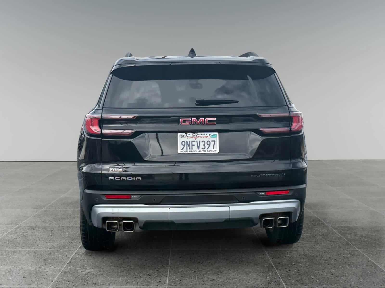 Used 2024 GMC Acadia Elevation FWD image 4