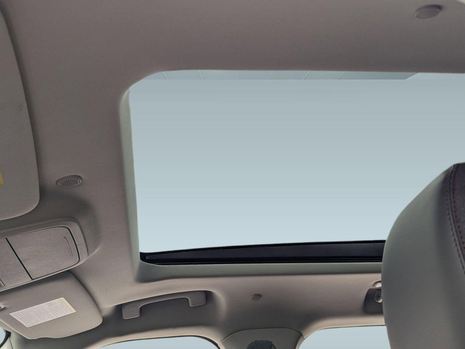 New 2026 Ford Explorer Active w/ Active Comfort Package image 12