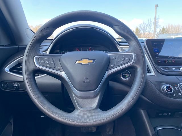 Used 2022 Chevrolet Malibu LT image 18