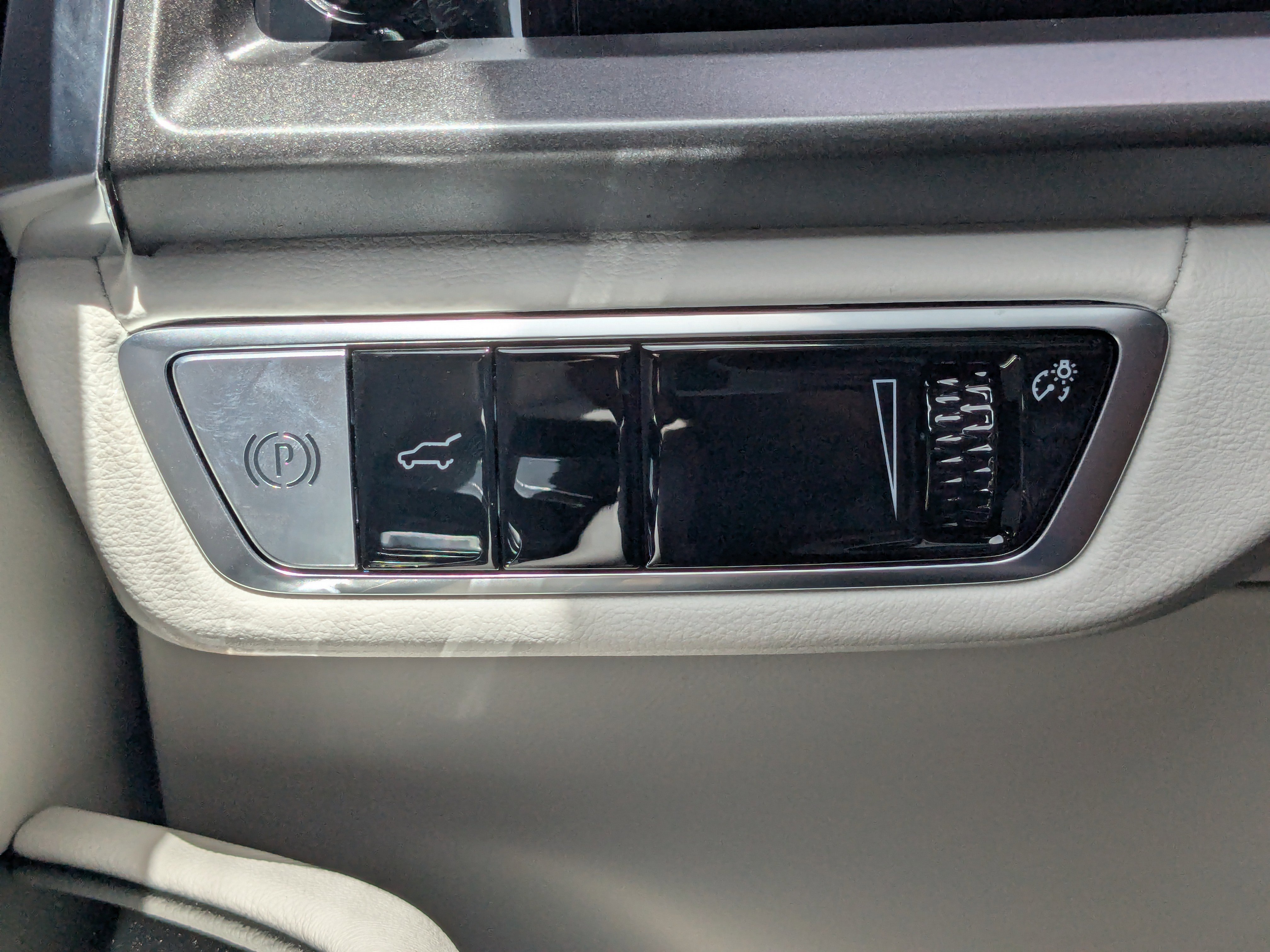 New 2026 Cadillac Vistiq Sport image 28