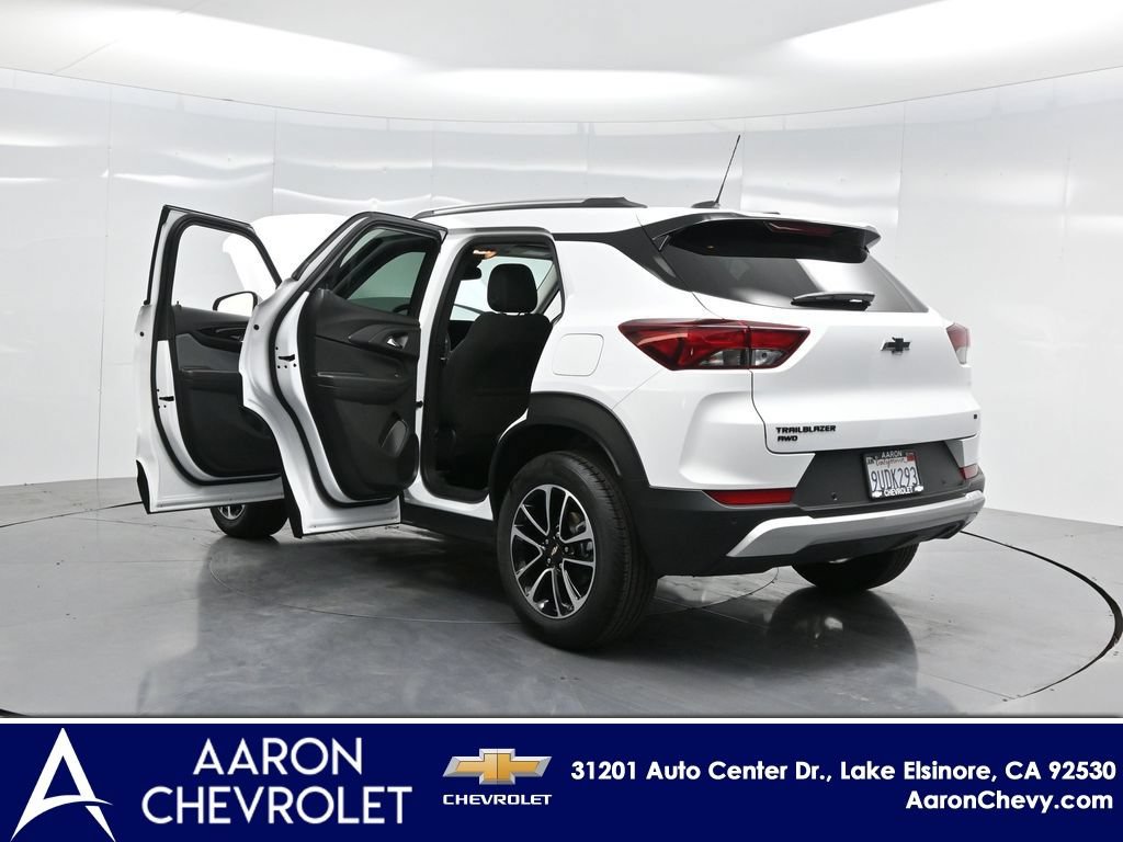 New 2025 Chevrolet TrailBlazer LT w/ Convenience Package AWD/4WD image 49