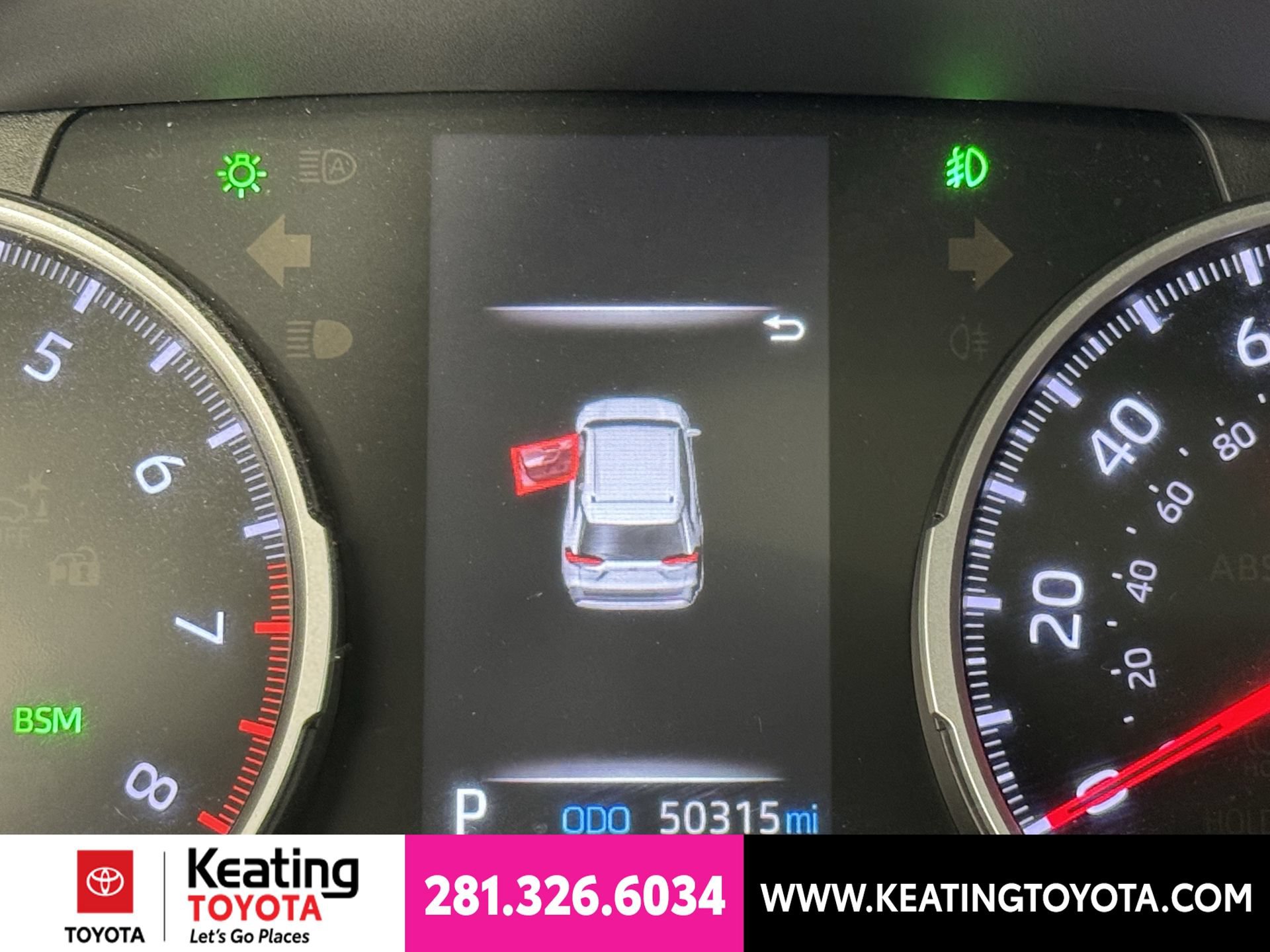 Used 2022 Toyota RAV4 XLE Premium FWD image 25