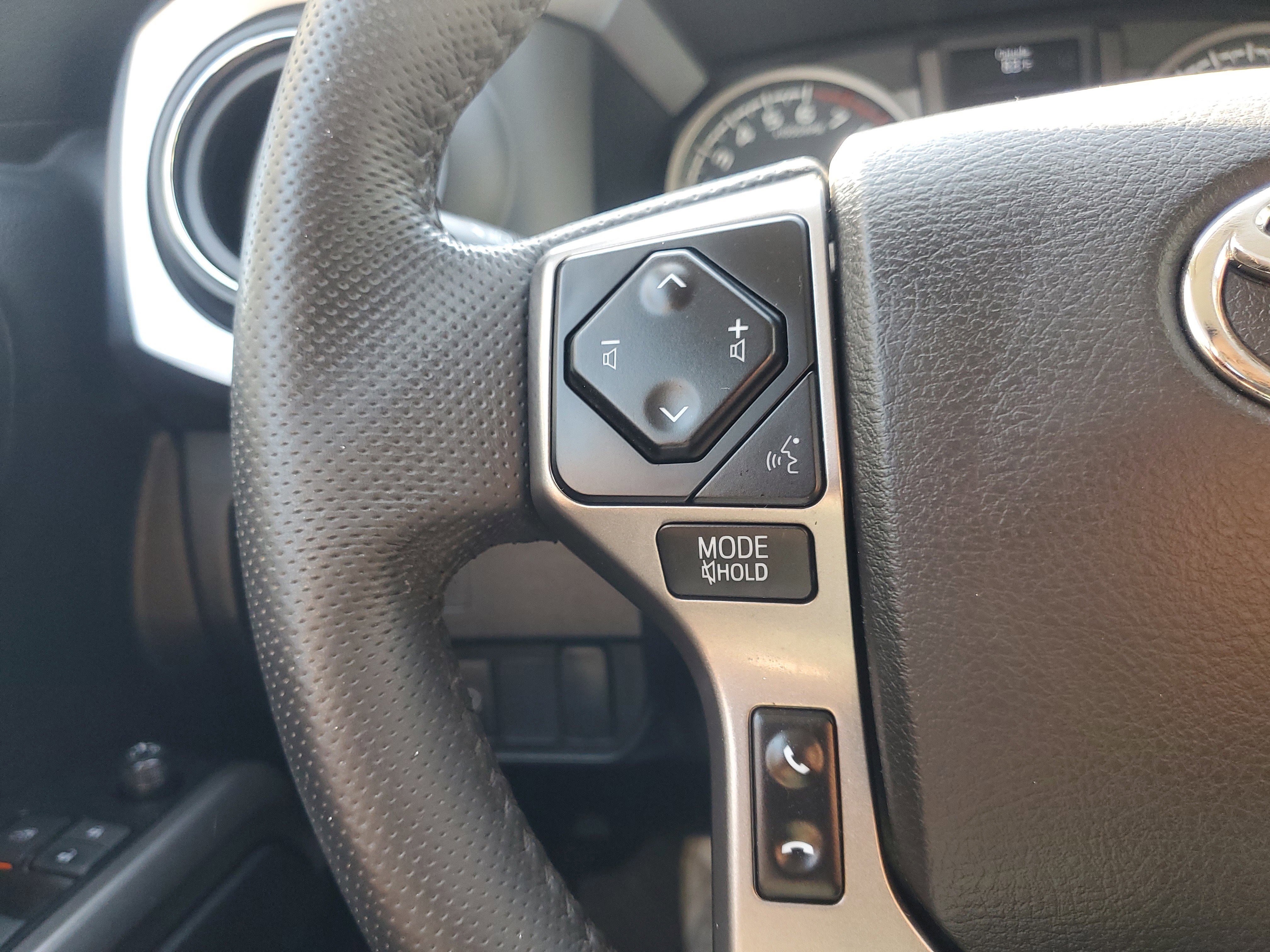 Used 2023 Toyota Tacoma SR5 AWD/4WD image 20
