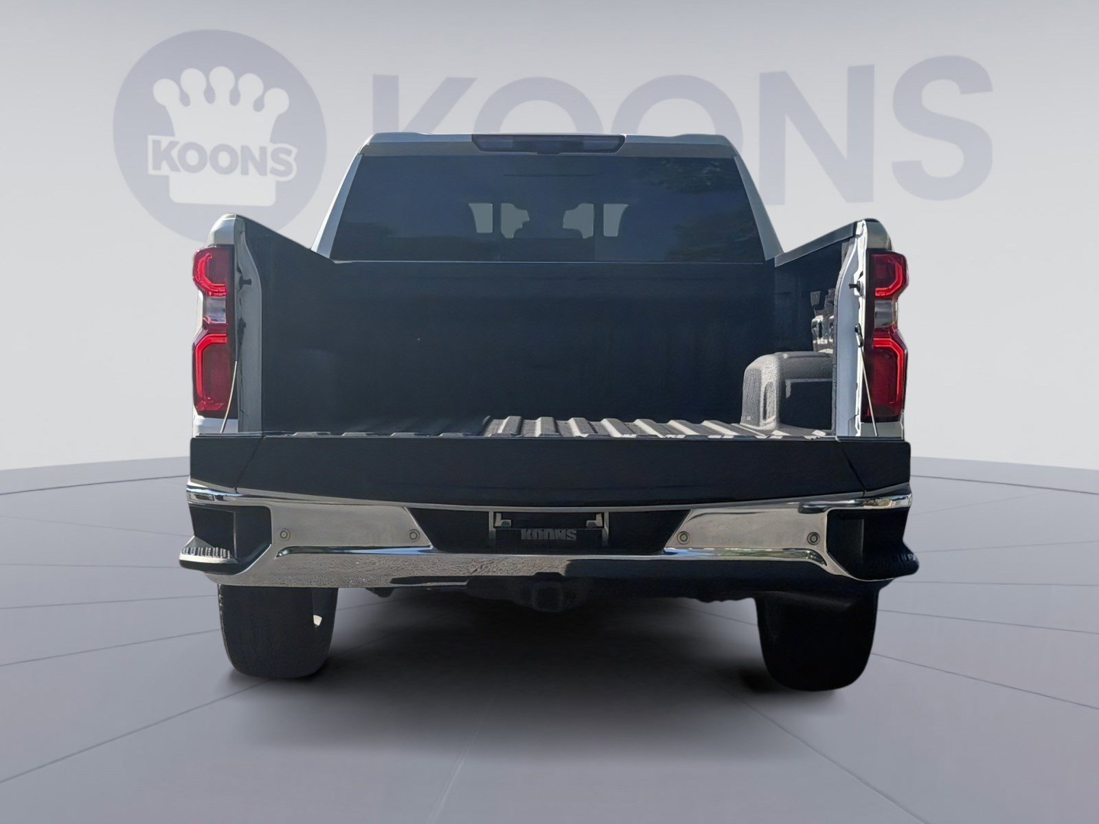Used 2024 Chevrolet Silverado 1500 LTZ w/ Technology Package AWD/4WD image 29