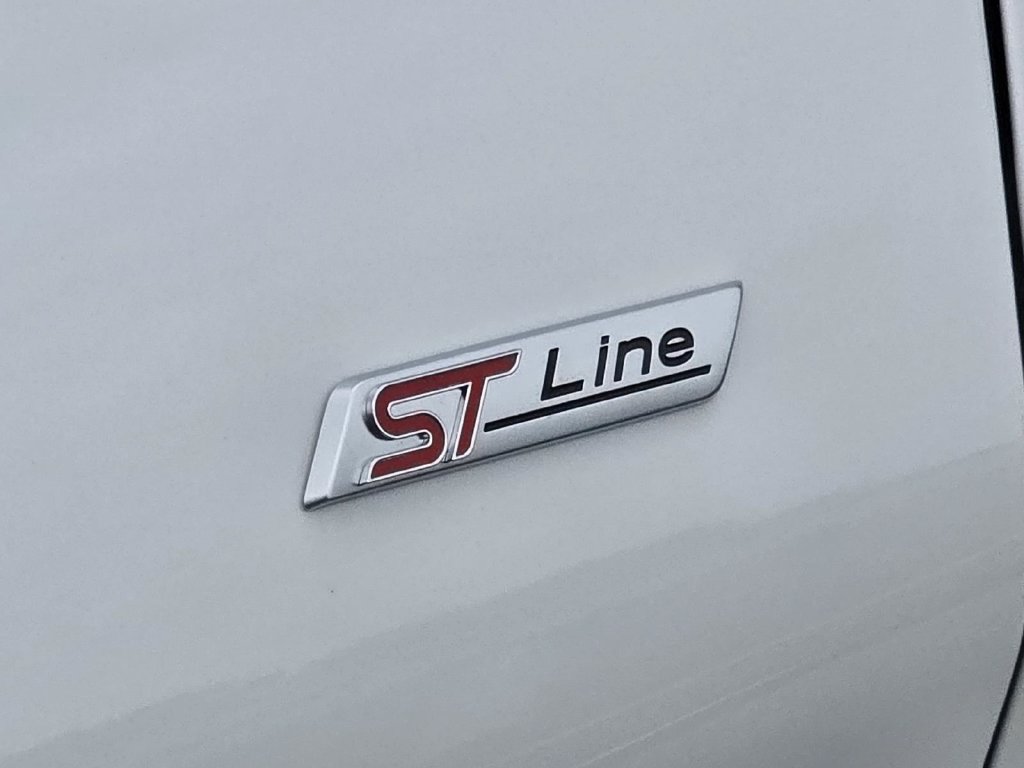 Used 2026 Ford Explorer ST-Line RWD image 32