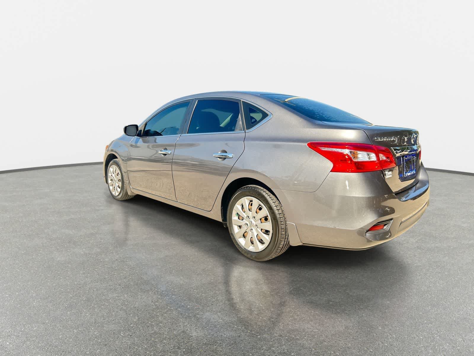 Used 2019 Nissan Sentra S FWD image 6