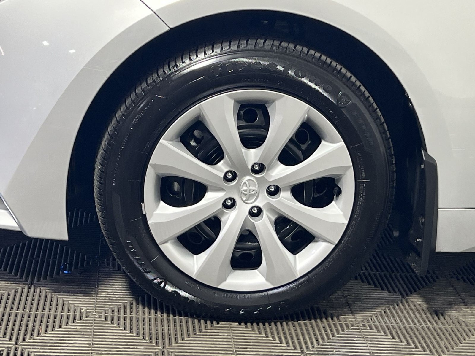 Used 2026 Toyota Corolla LE FWD image 12