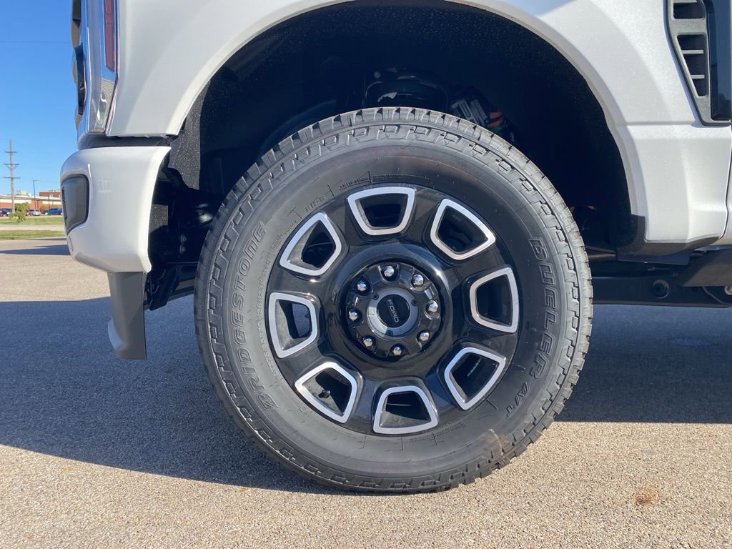 New 2026 Ford F350 Platinum w/ FX4 Off-Road Package image 14