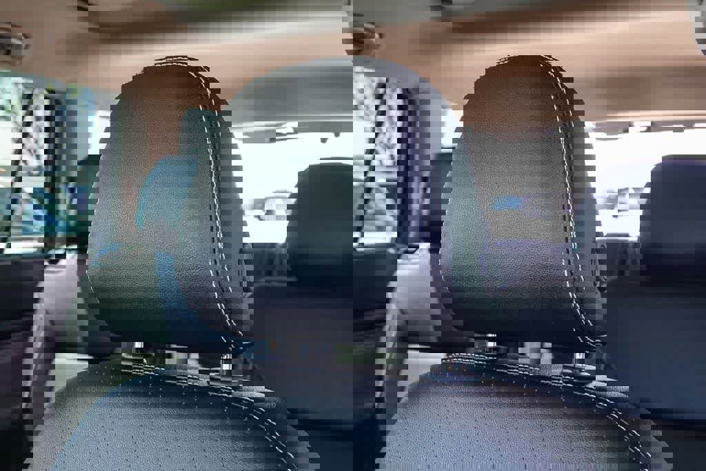 Used 2022 Volkswagen Atlas SE w/ Panoramic Sunroof Package image 24