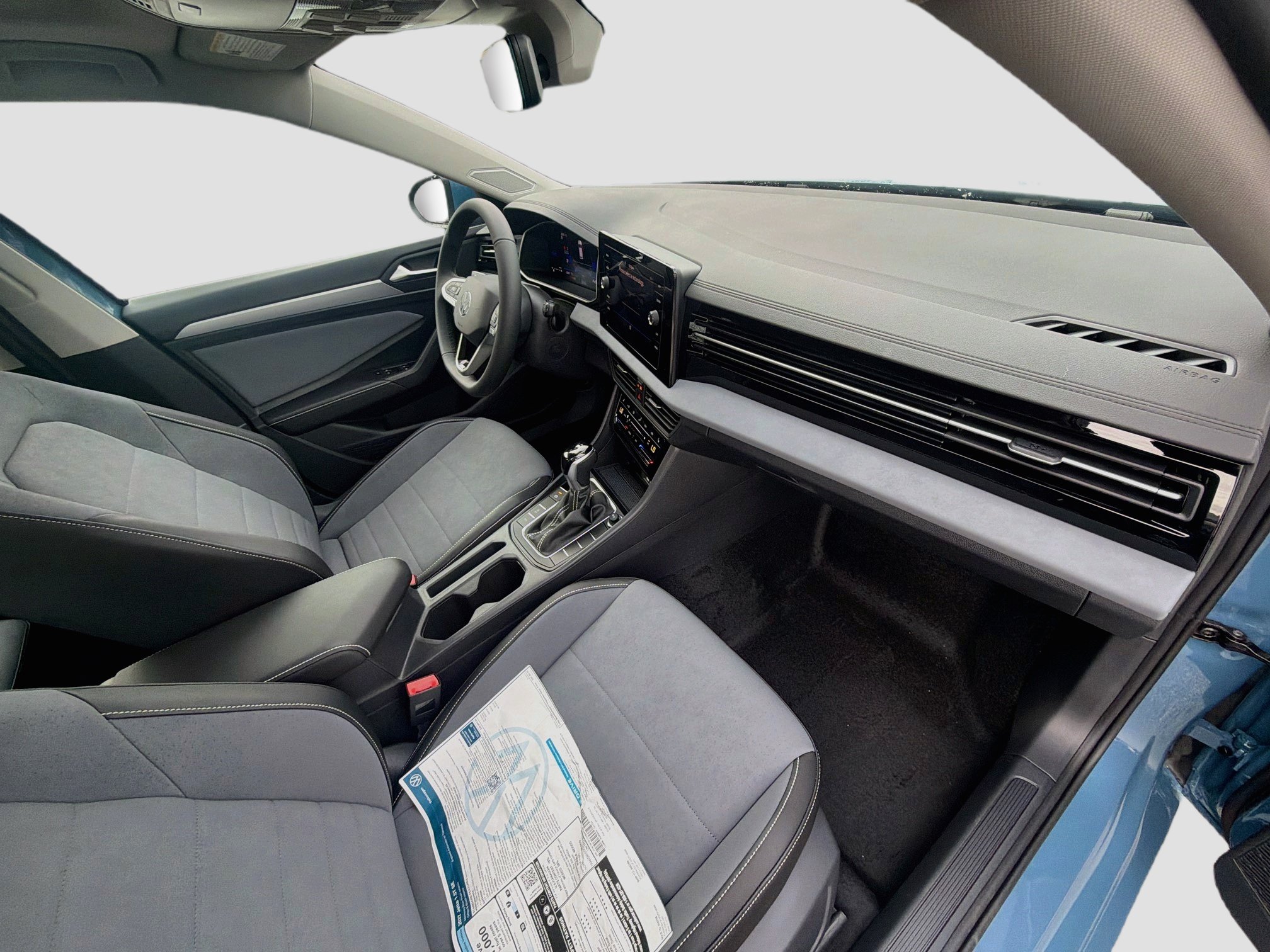 New 2027 Volkswagen Jetta SE FWD image 23