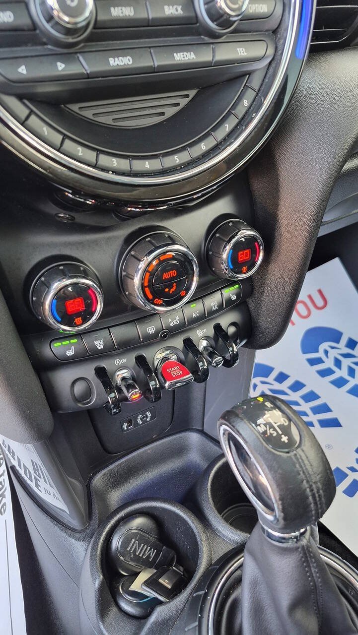 Used 2015 MINI Cooper 4-Door Hardtop FWD image 32