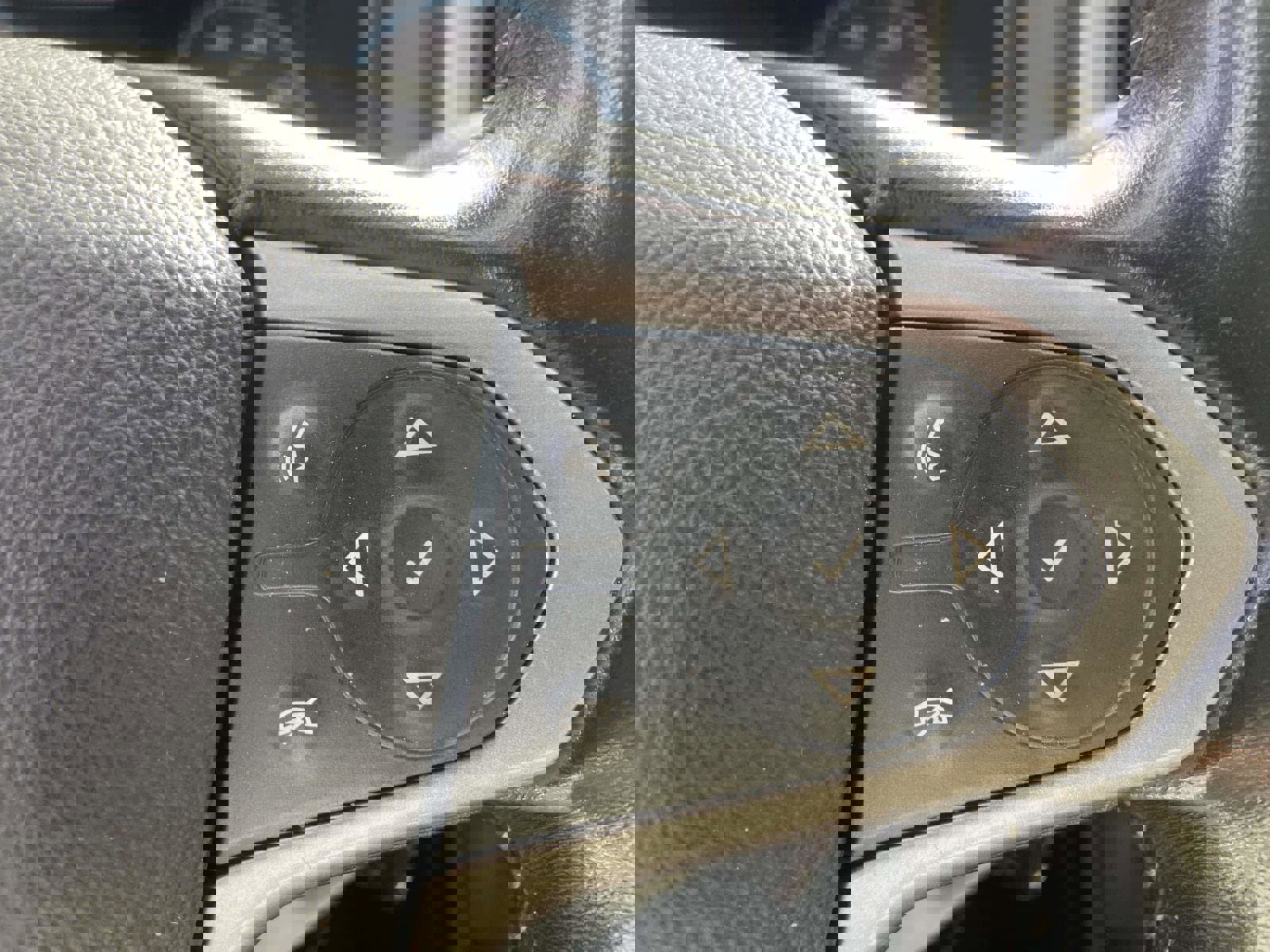 Used 2016 Chevrolet Colorado Z71 image 23