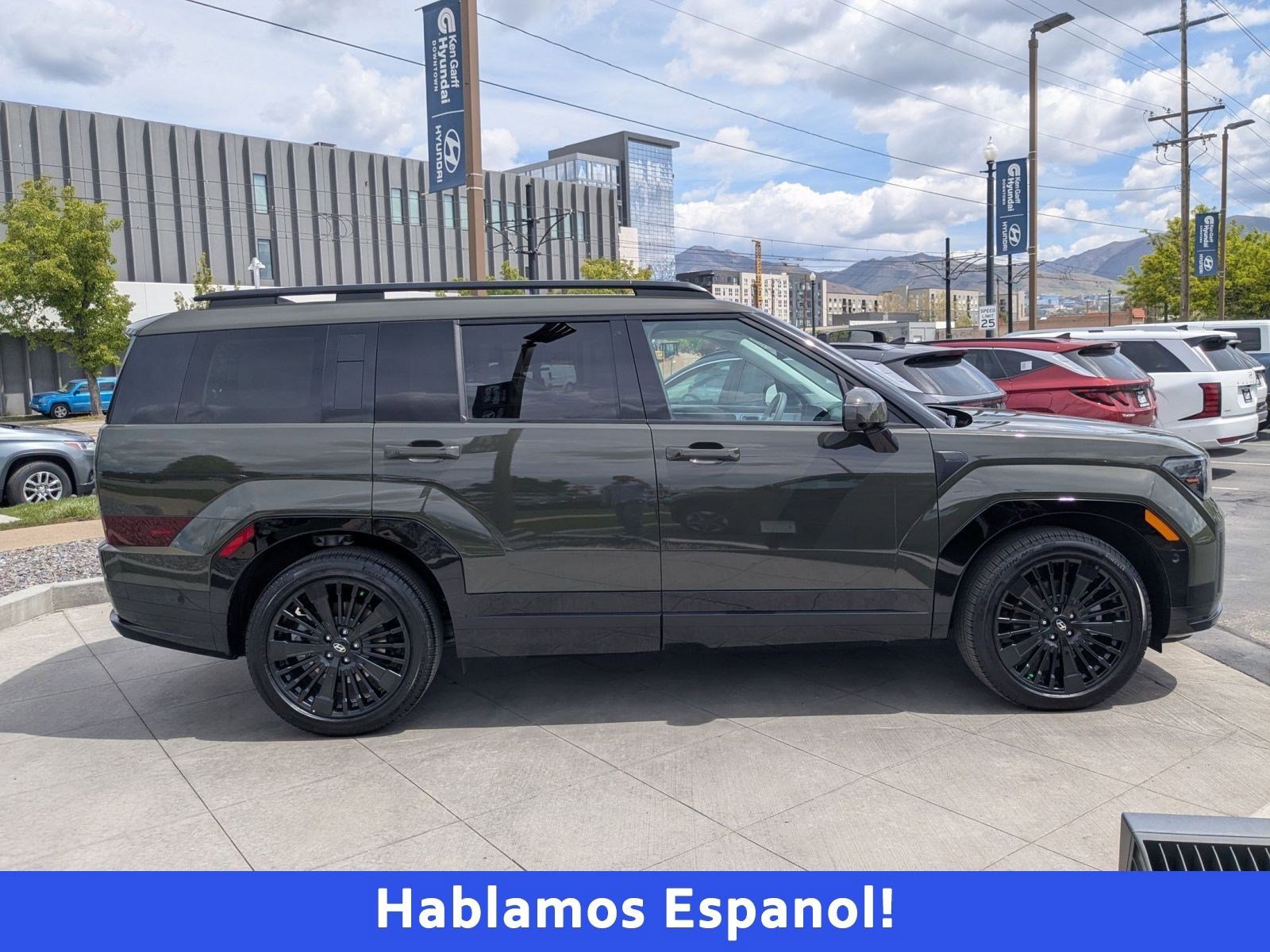 Used 2026 Hyundai Santa Fe Calligraphy AWD/4WD image 2