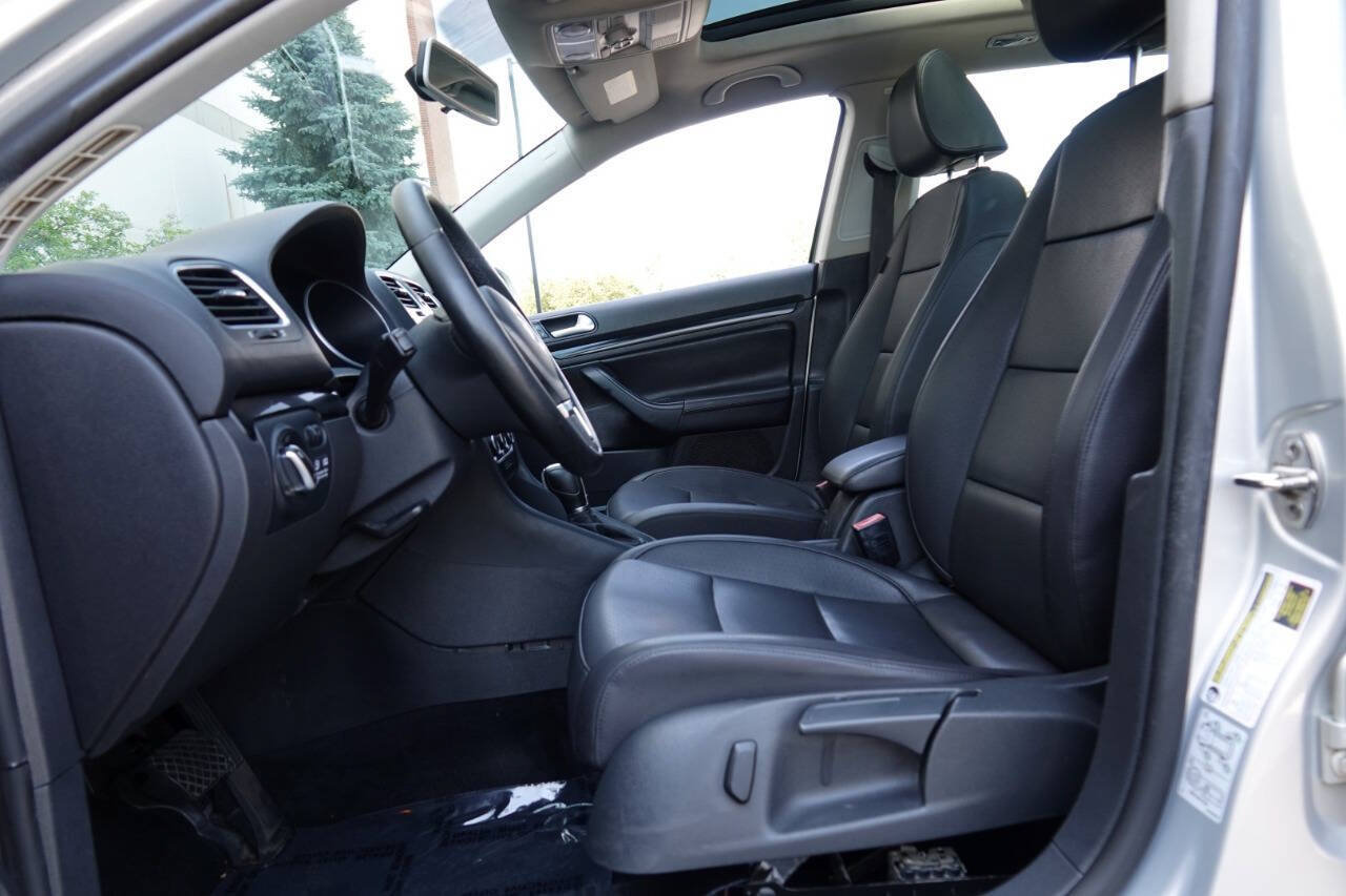 Used 2012 Volkswagen Jetta TDI FWD image 52