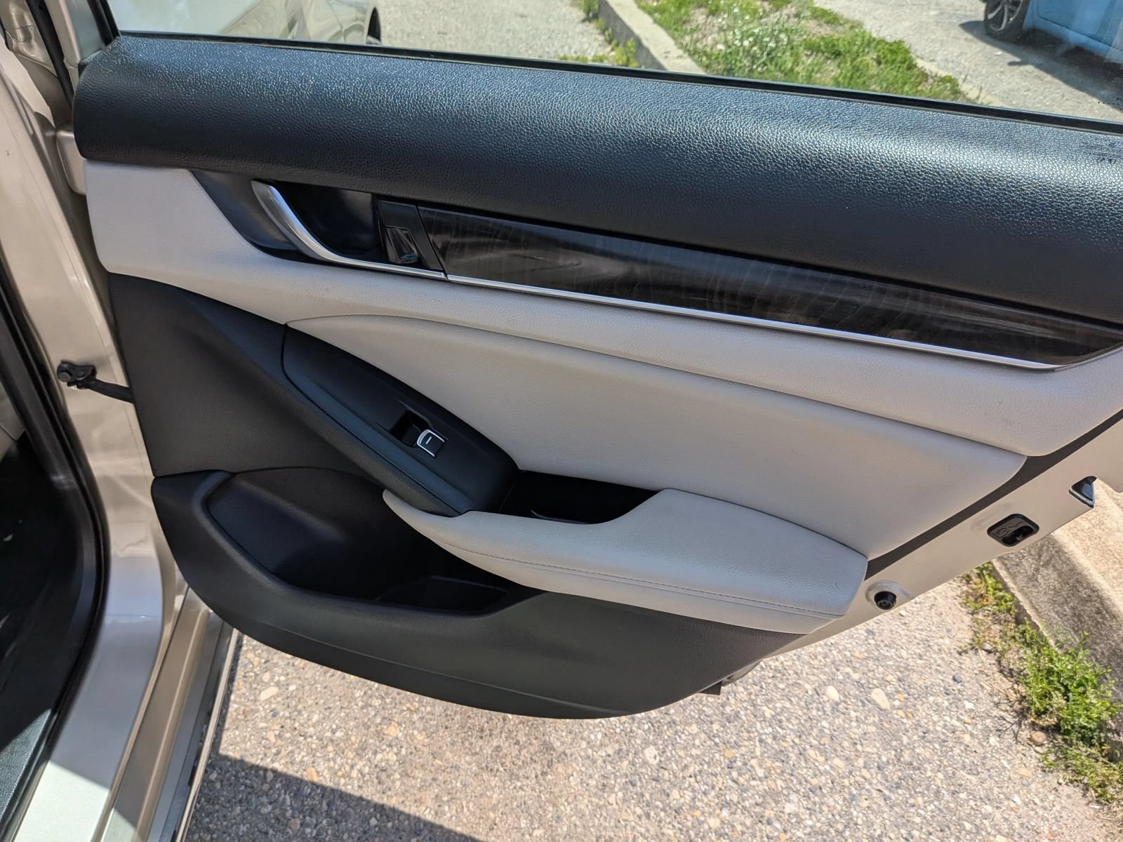Used 2020 Honda Accord EX-L image 35