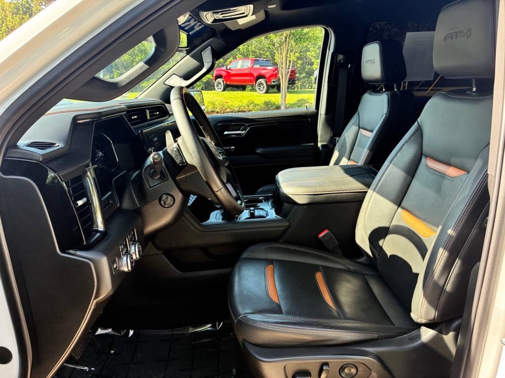 Used 2025 GMC Sierra 1500 AT4 AWD/4WD image 18
