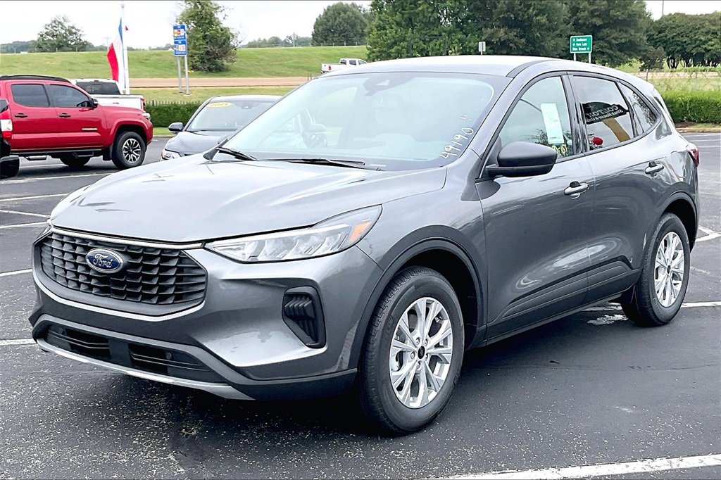 New 2026 Ford Escape Active image 2