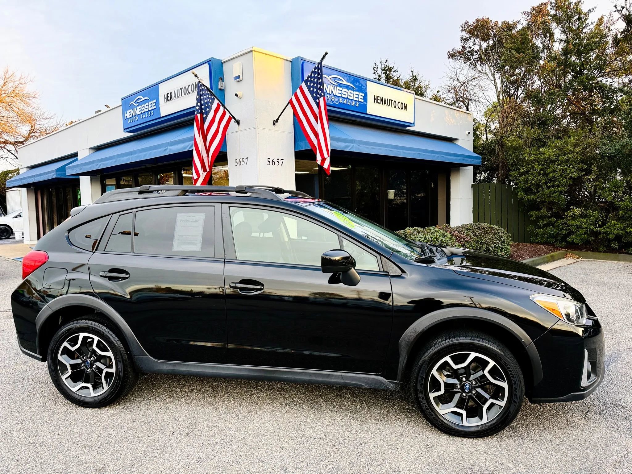 Used 2017 Subaru Crosstrek 2.0i Premium AWD/4WD image 7