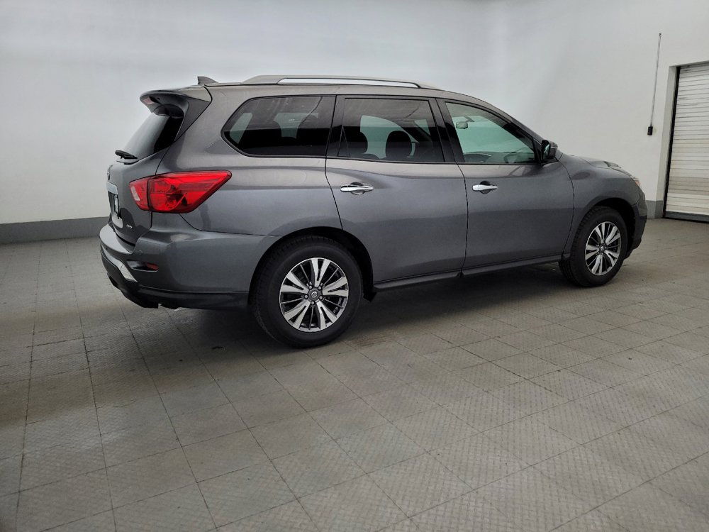Used 2019 Nissan Pathfinder S AWD/4WD image 10