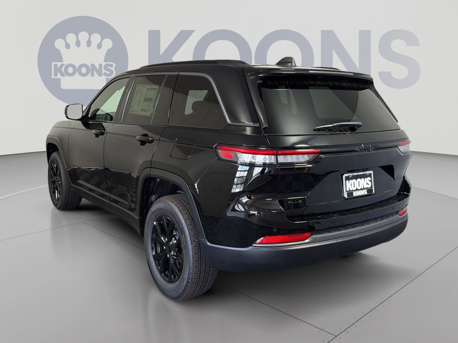 New 2026 Jeep Grand Cherokee Altitude AWD/4WD image 4