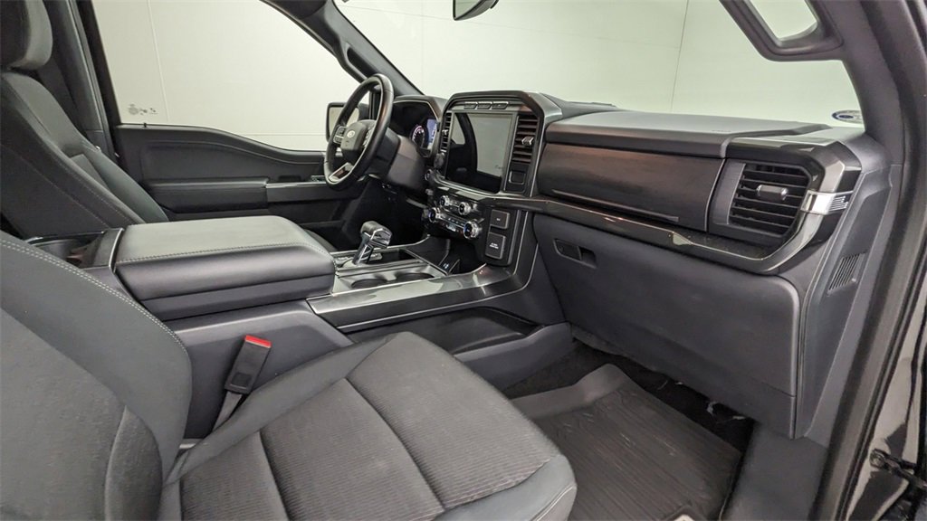 Certified 2022 Ford F150 XLT w/ Equipment Group 302A High image 39