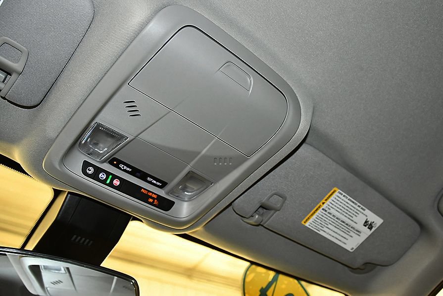 Used 2024 Chevrolet Equinox LT FWD image 26