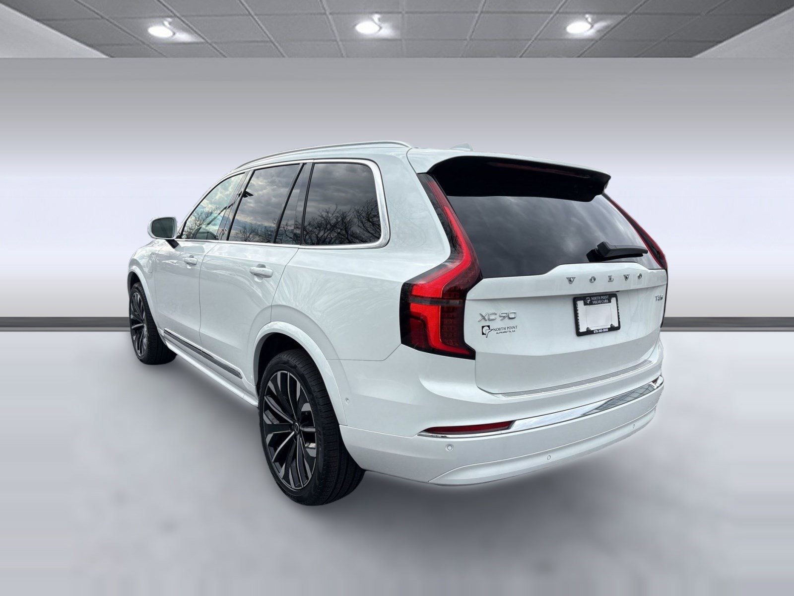 New 2026 Volvo XC90 T8 Ultra w/ Protection Package AWD/4WD image 3