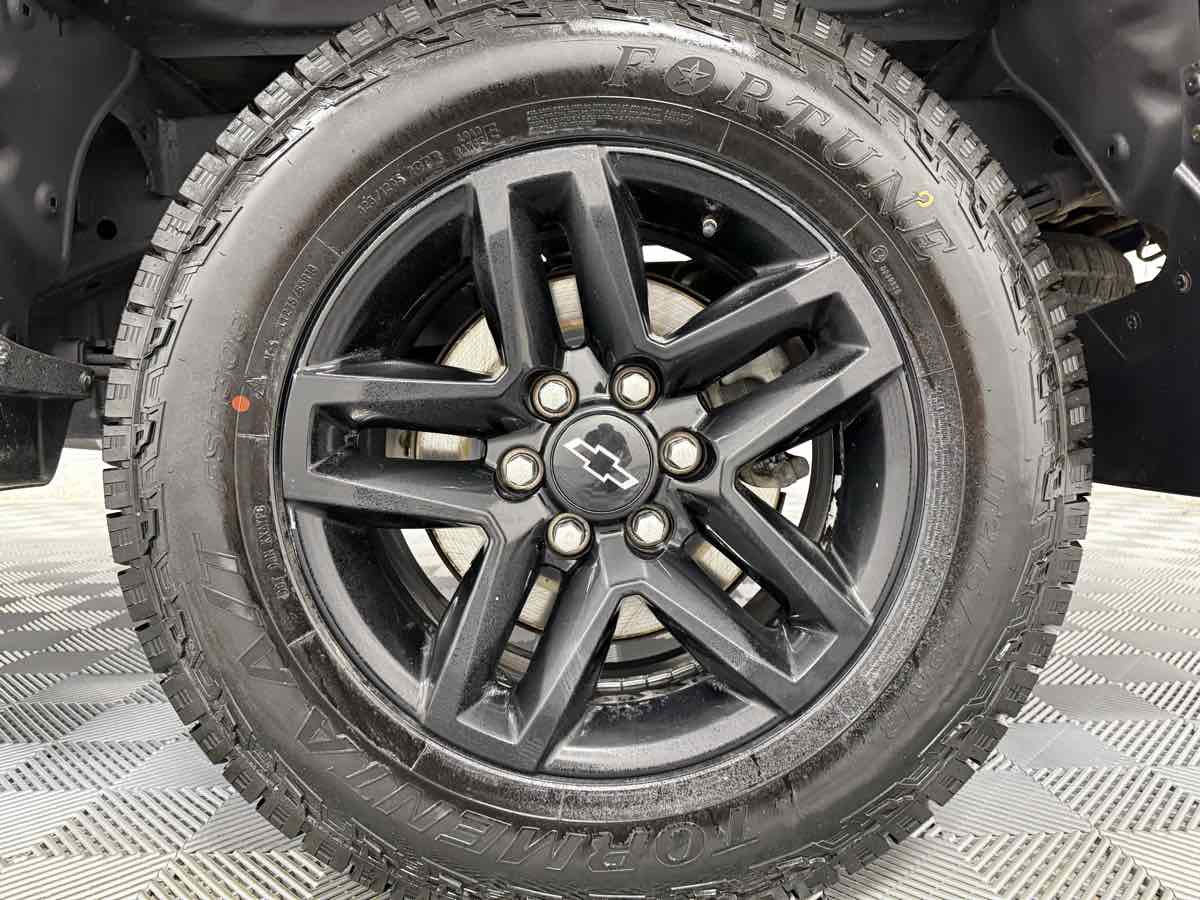 Used 2022 Chevrolet Silverado 1500 Custom Trail Boss image 24