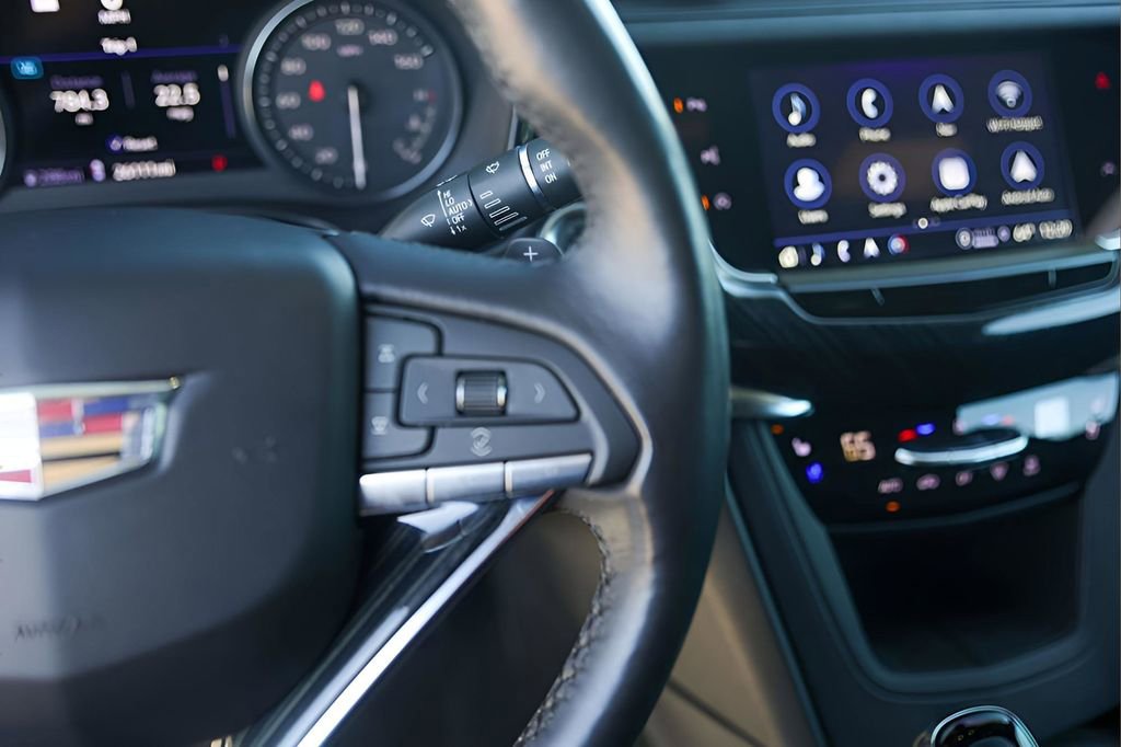 Certified 2023 Cadillac XT6 Premium Luxury w/ Technology Package image 13