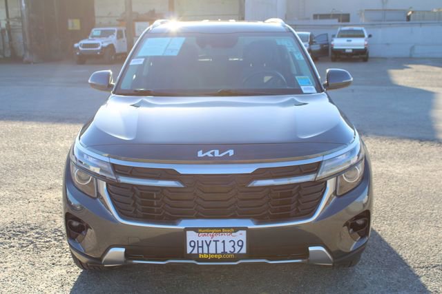 Used 2024 Kia Seltos S image 2