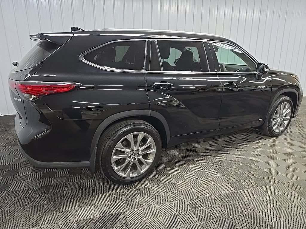 Used 2020 Toyota Highlander Limited AWD/4WD image 3