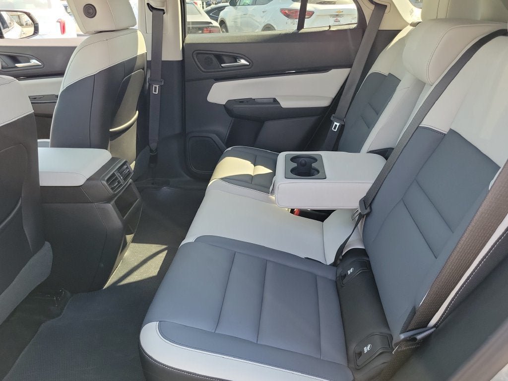 Used 2025 Honda Prologue Touring image 14