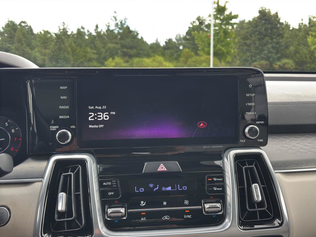 Used 2023 Kia Sorento SX AWD/4WD image 15