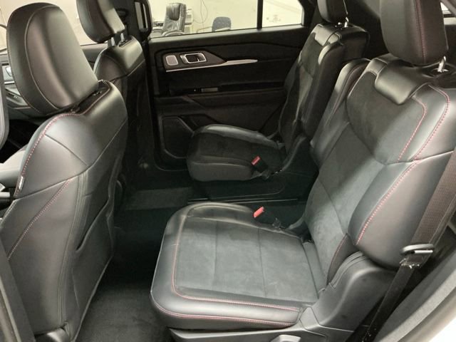 Used 2025 Ford Explorer ST w/ Sun And Sound Package image 13