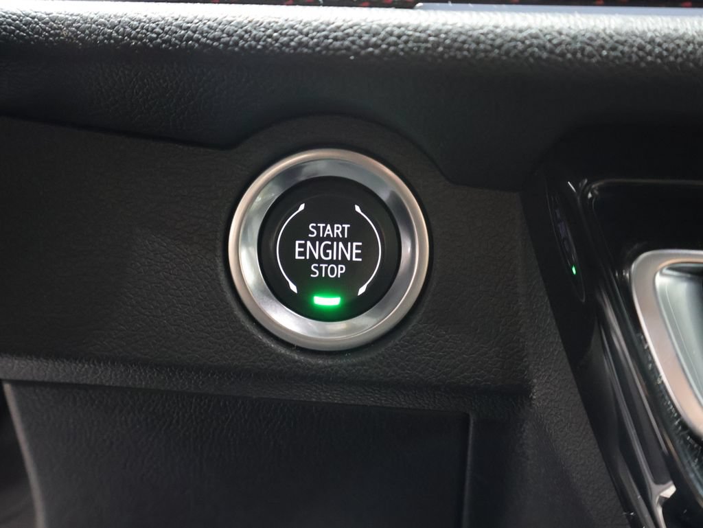 Used 2024 Chevrolet Traverse Z71 AWD/4WD image 28