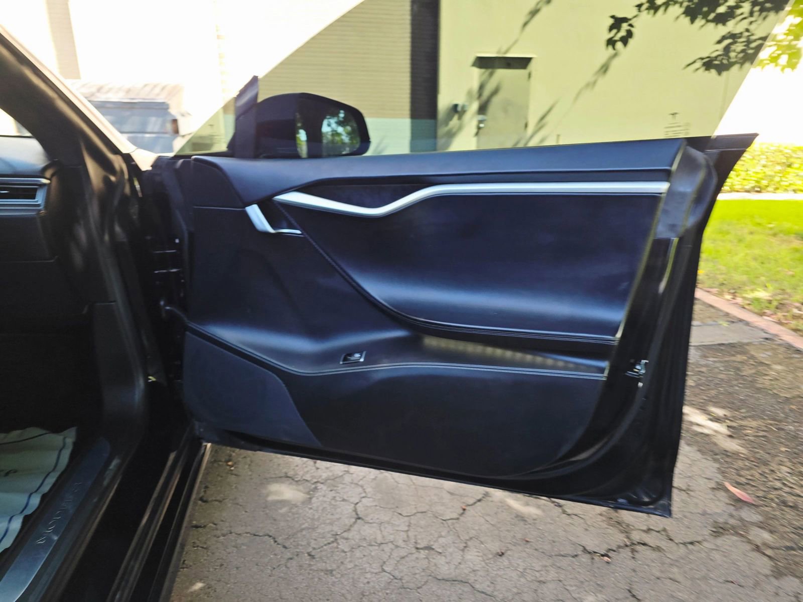 Used 2018 Tesla Model S 75D image 22