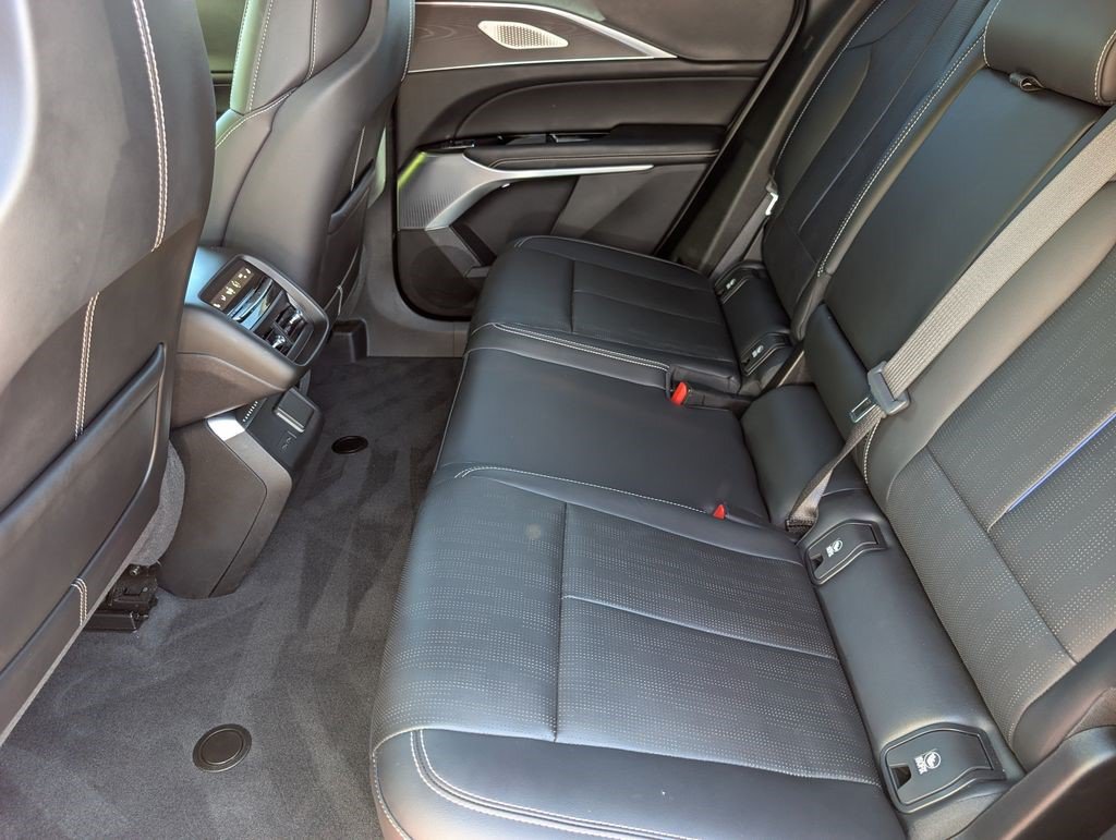 Certified 2024 Cadillac Lyriq Sport AWD/4WD image 15