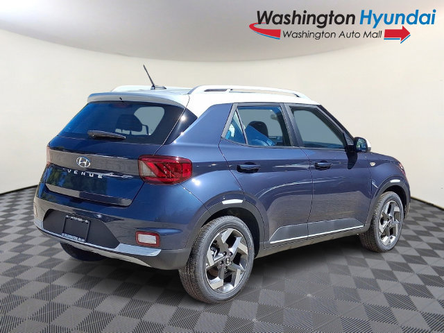 New 2026 Hyundai Venue SEL FWD image 6