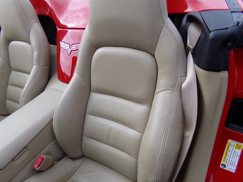 Used 2006 Chevrolet Corvette Convertible image 38