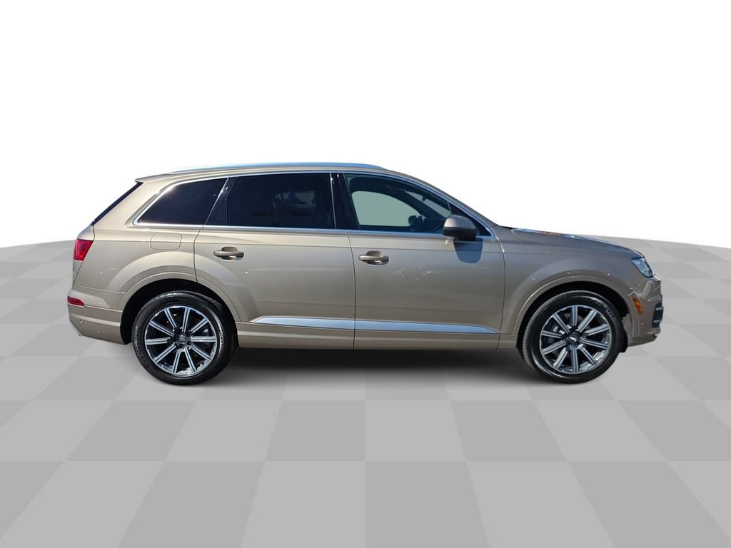Used 2019 Audi Q7 3.0T Premium Plus w/ Premium Plus Package AWD/4WD image 9