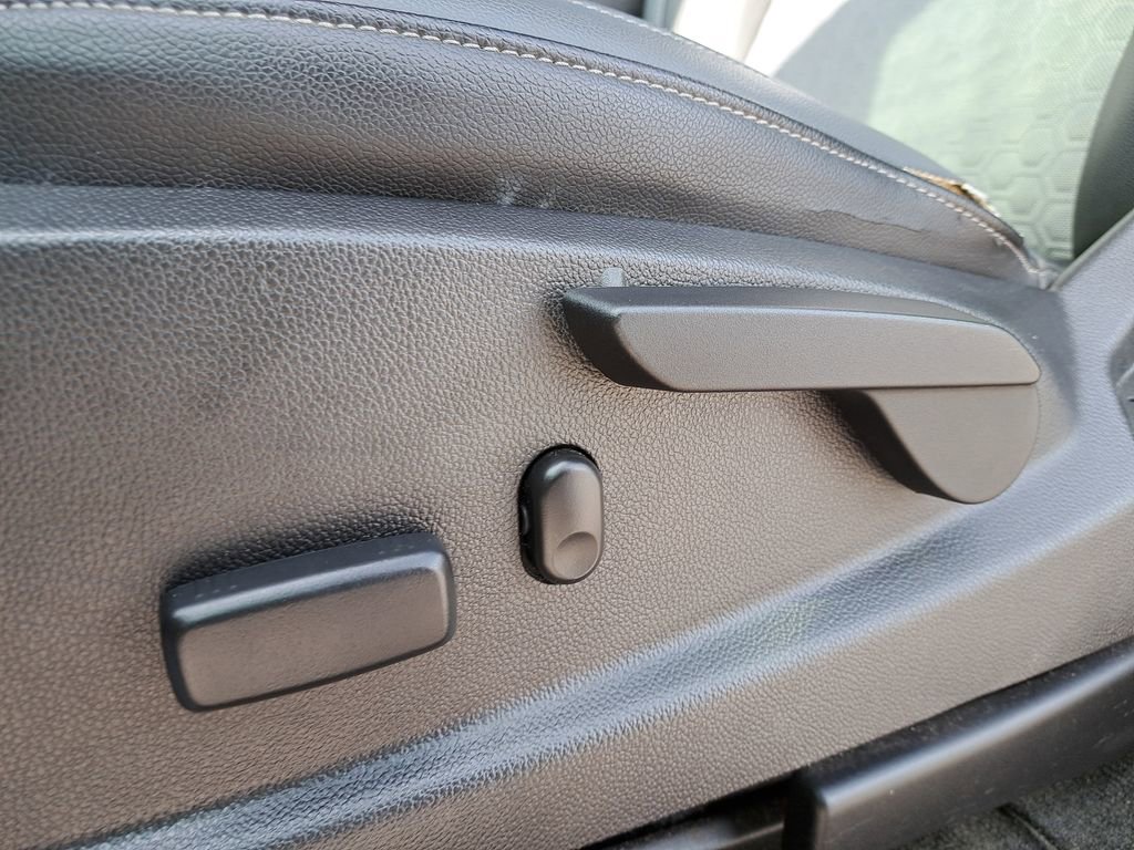 Used 2016 Chevrolet Colorado Z71 image 15