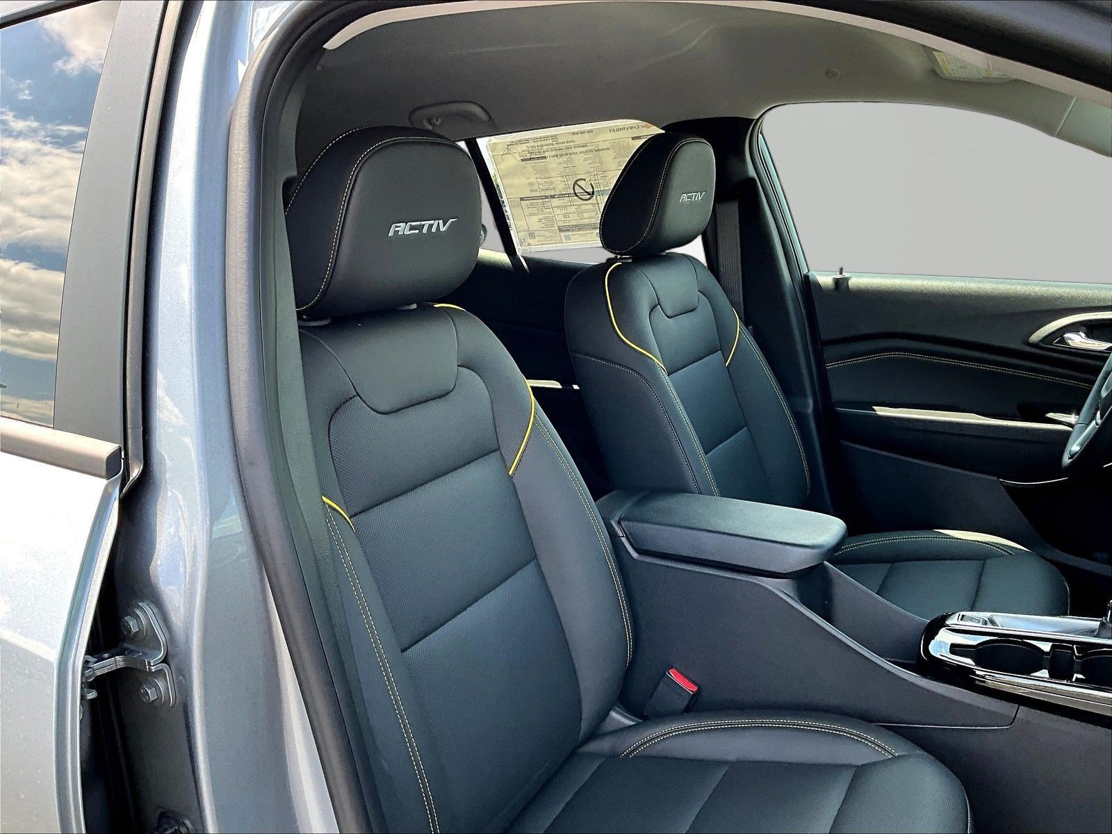 New 2026 Chevrolet Trax ACTIV w/ Driver Confidence Package FWD image 19