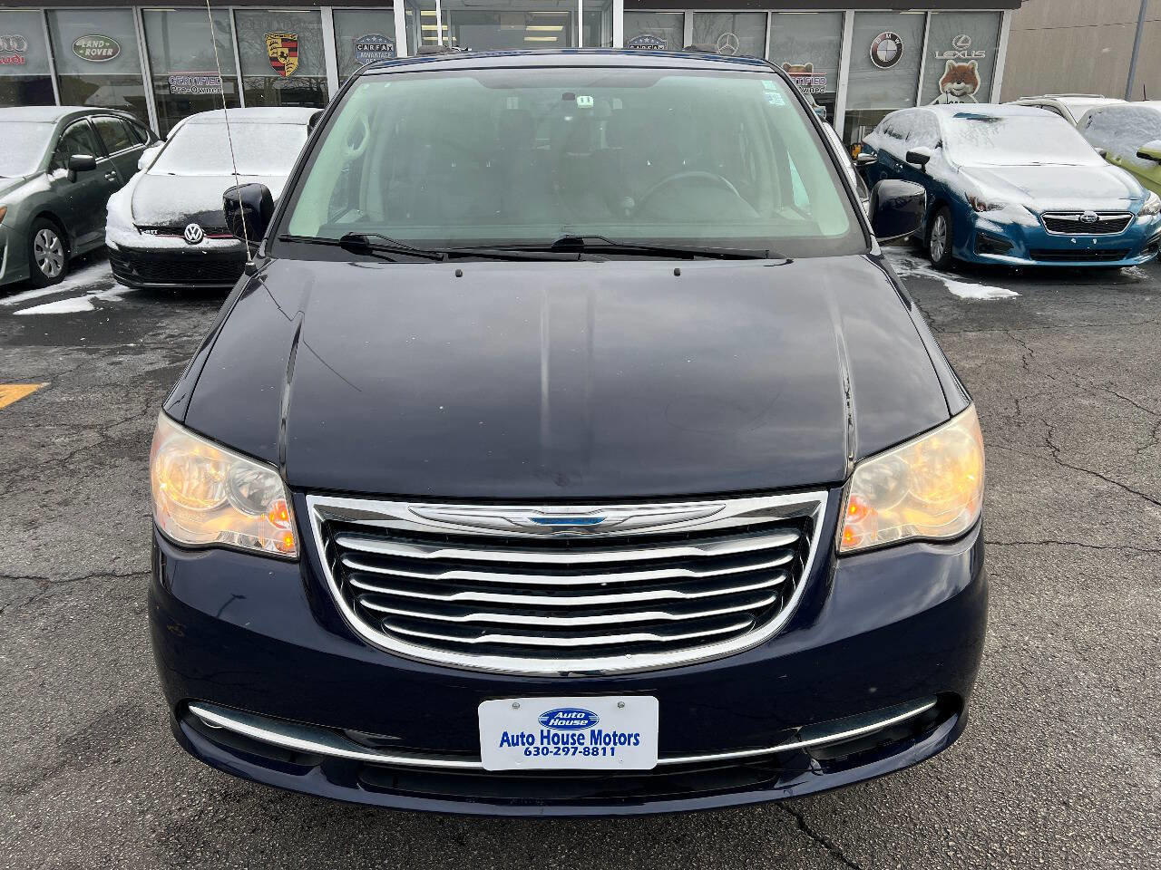 Used 2015 Chrysler Town & Country Touring w/ Driver Convenience Group image 5